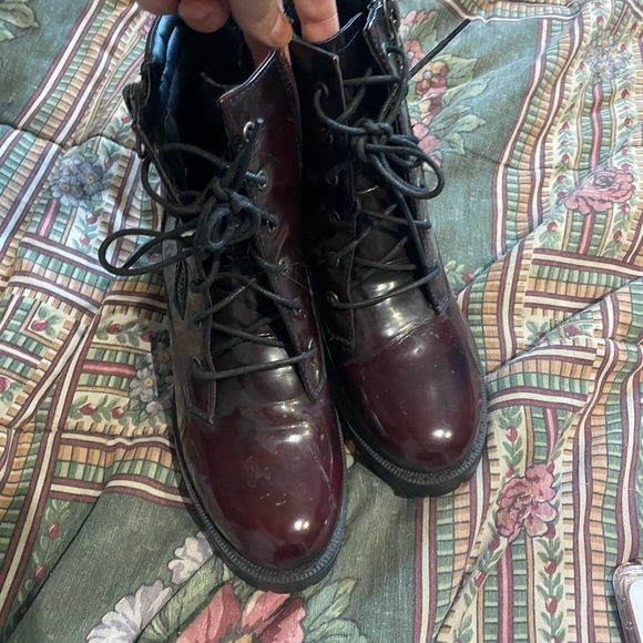 LACE UP BOOTIES - Picture 2 of 5